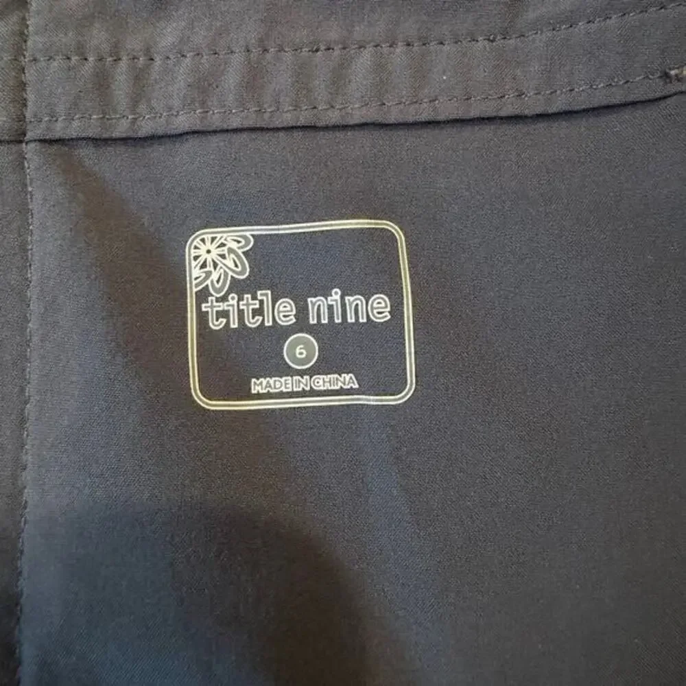 Title Nine lightweight cargo hiking skirt utility style gray